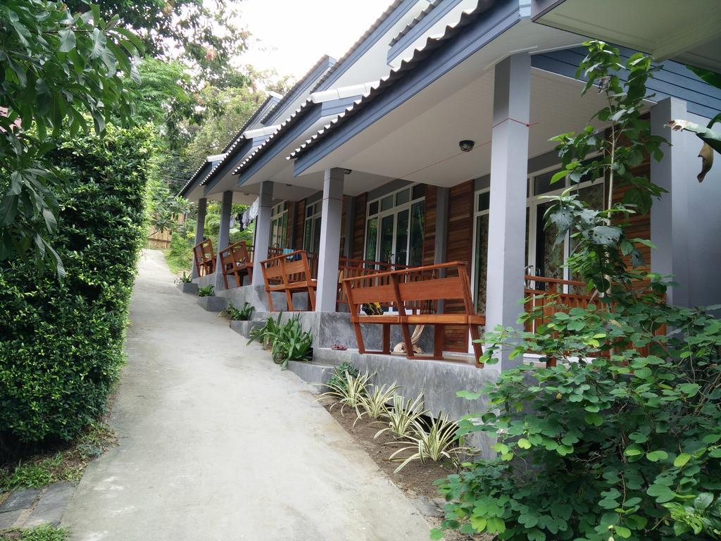 Benjamin'S Hut Hotel Сритану Стая снимка