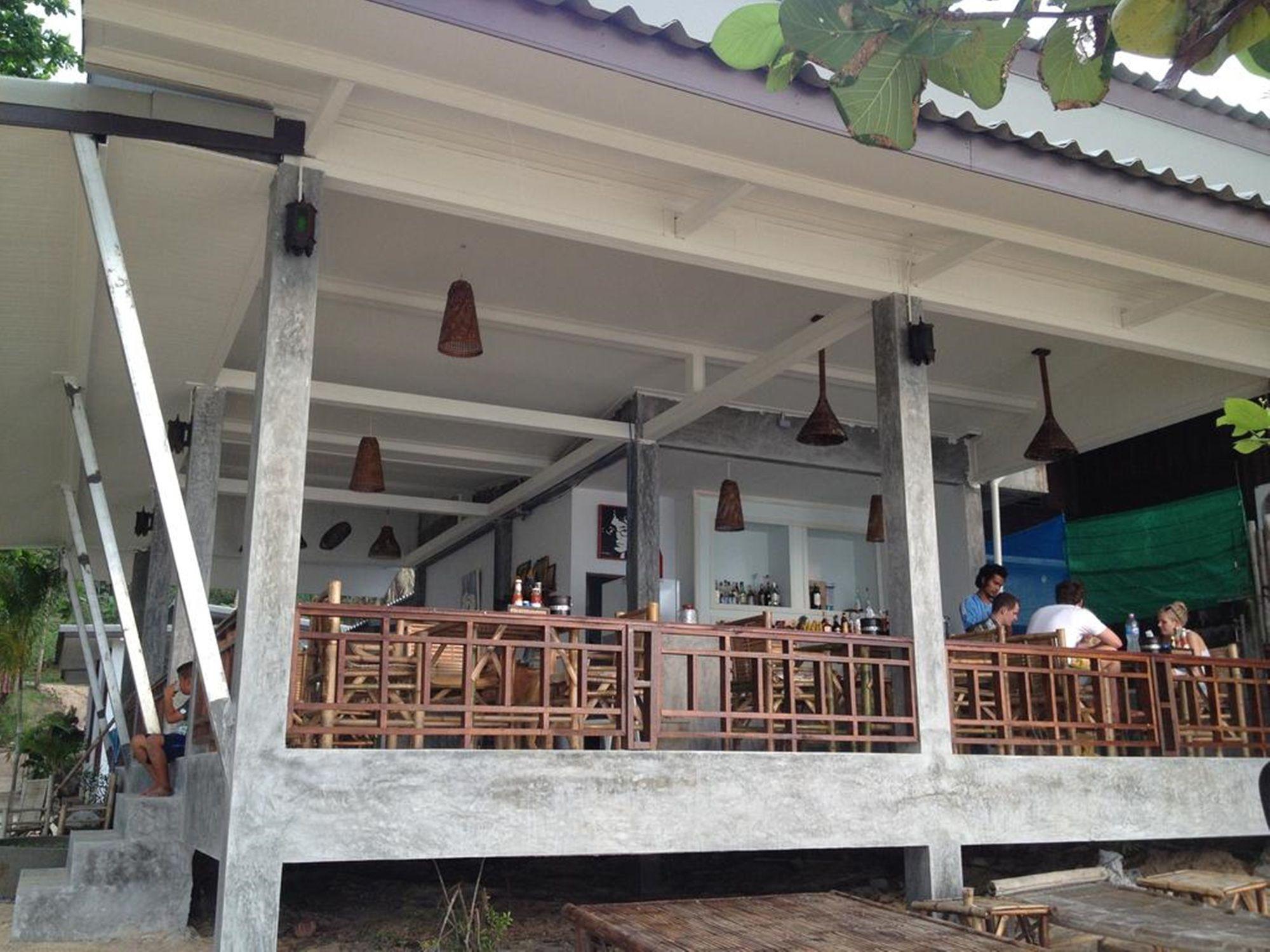 Benjamin'S Hut Hotel Сритану Екстериор снимка