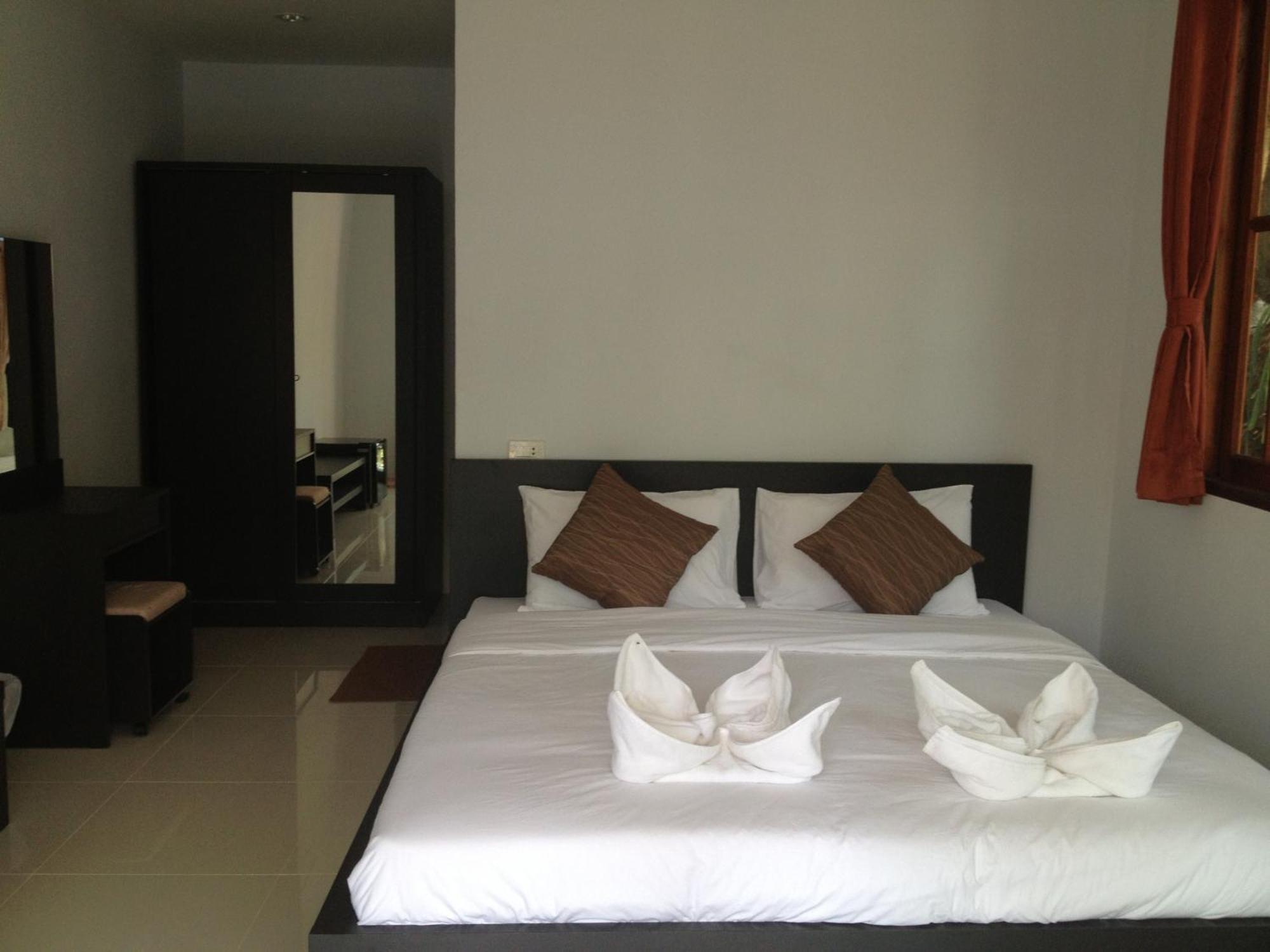 Benjamin'S Hut Hotel Сритану Екстериор снимка