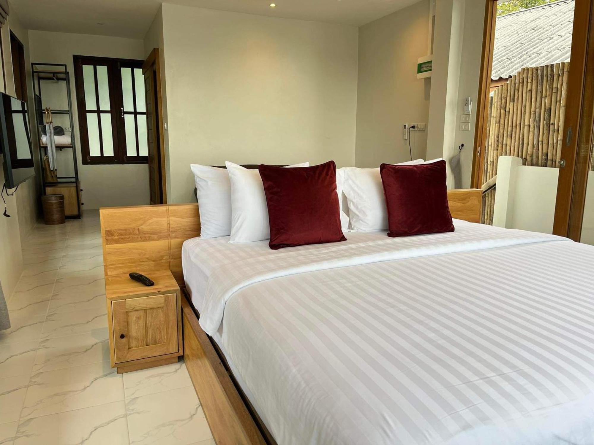 Benjamin'S Hut Hotel Сритану Екстериор снимка