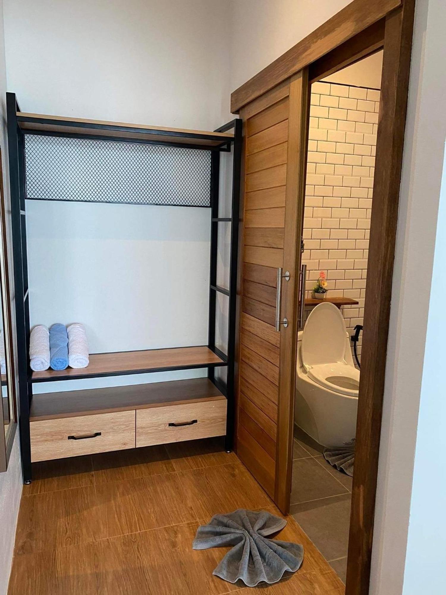 Benjamin'S Hut Hotel Сритану Екстериор снимка