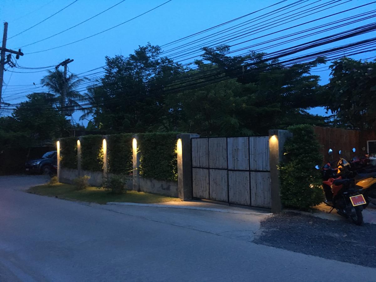 Benjamin'S Hut Hotel Сритану Екстериор снимка